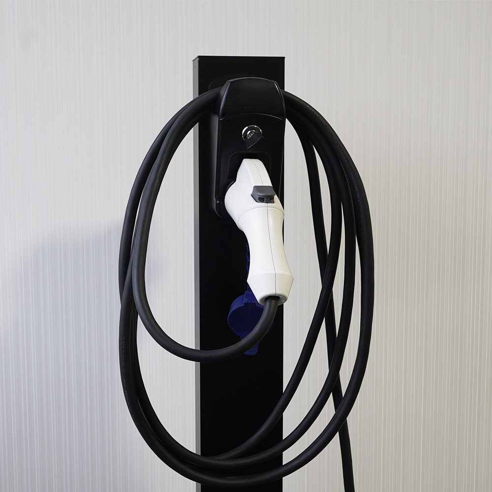 EVケーブル収納ポール 外観